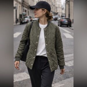 NWT Rag & Bone Quilted Cotton Bomber Jacket - Olive Green
Size S